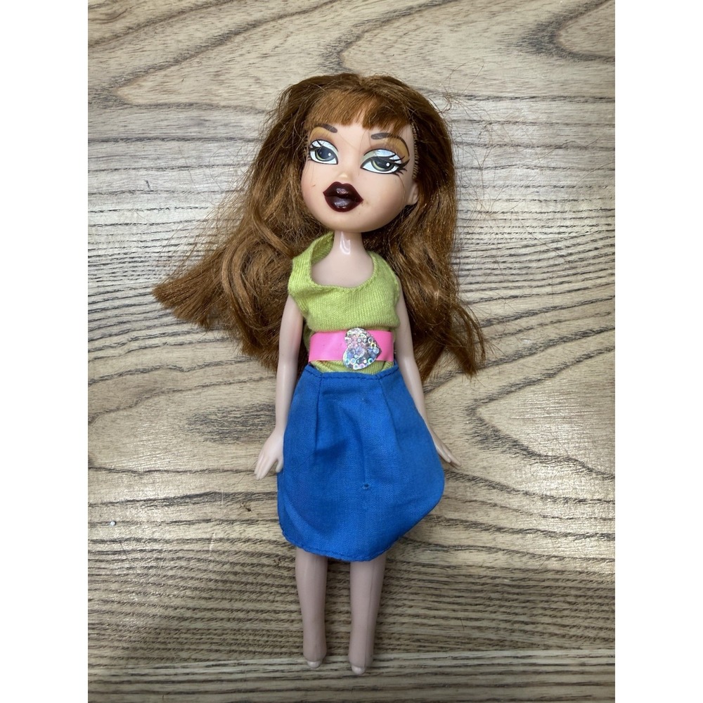 MGA Bratz 2001 MEYGAN Doll Dressed Green Eyes Skirt Halter, Missing‎ Feet